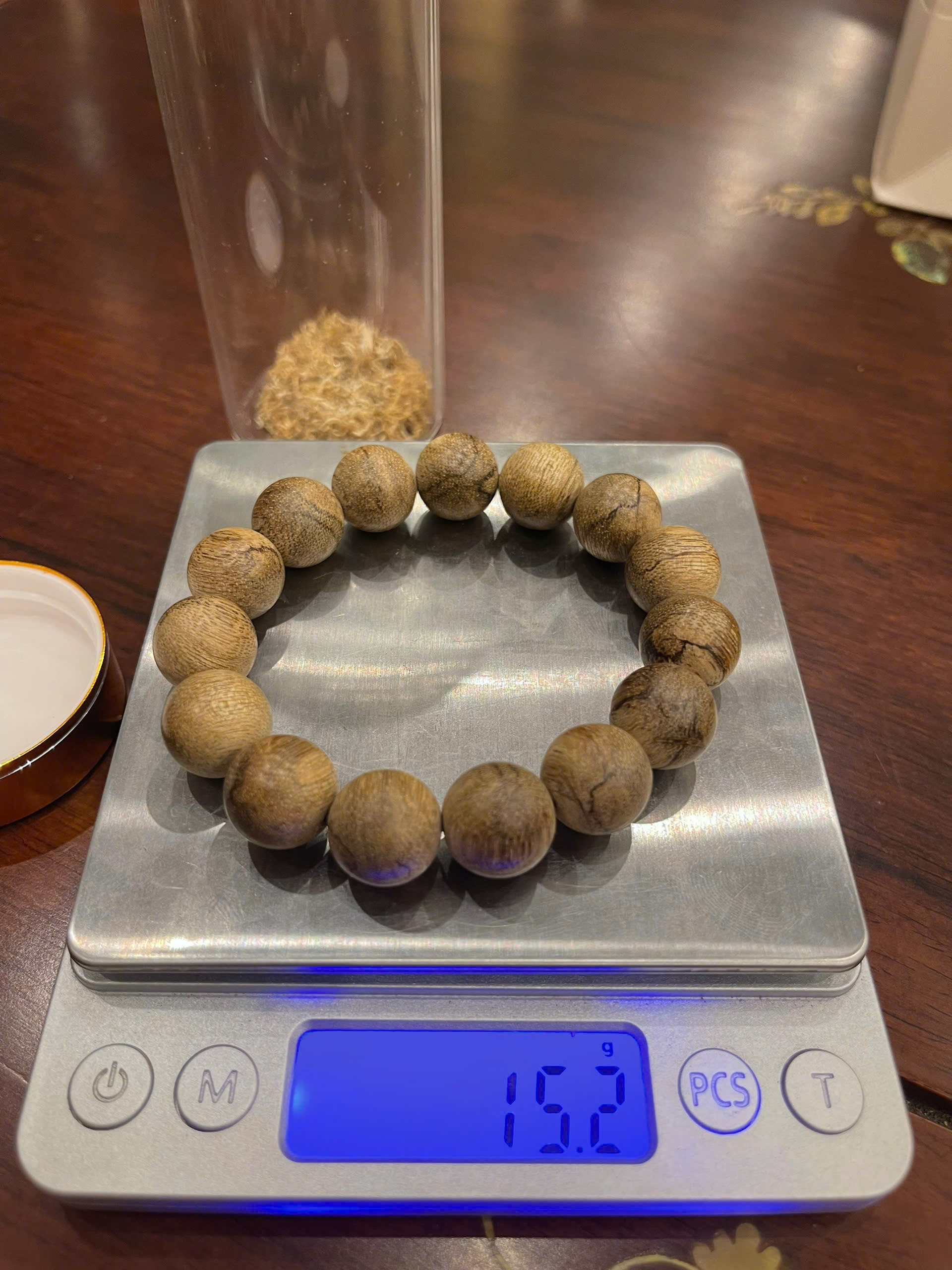 Agarwood bead necklace (15.2g)